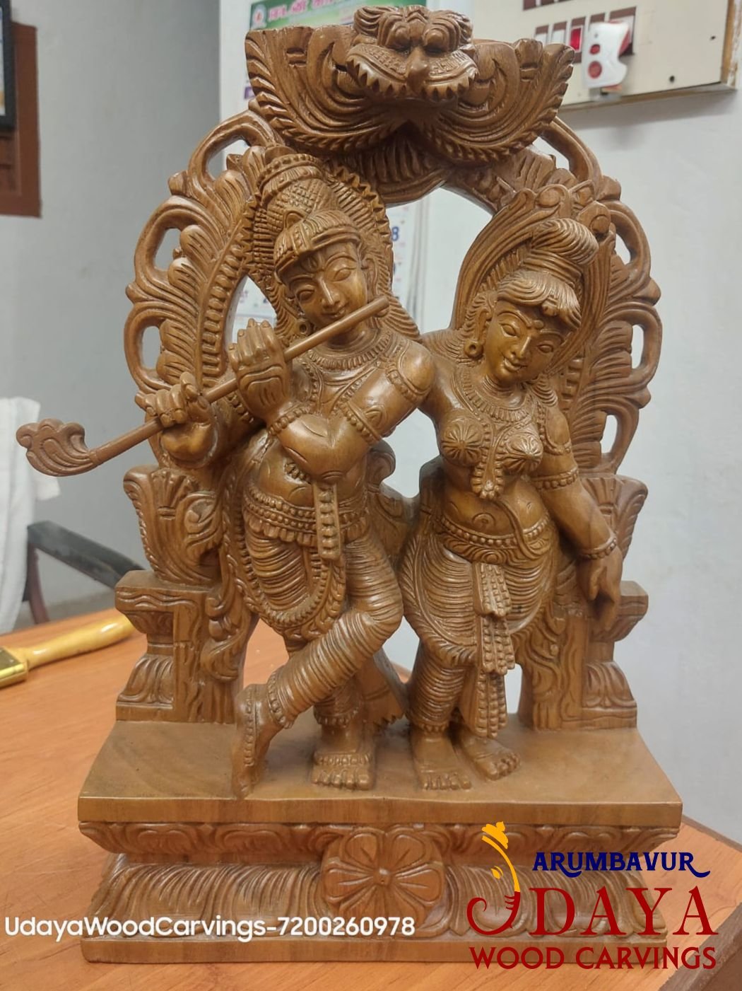 radha-krishna-sculpture