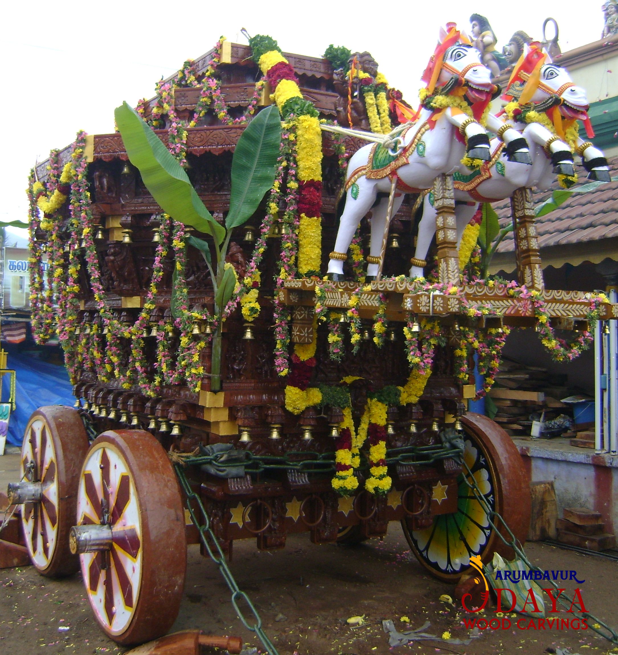 temple-chariot-2